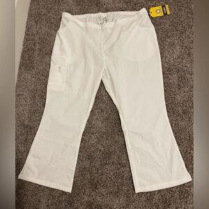 Sale! 🔥🔥 WonderWink White Scrub Pants size 3XP